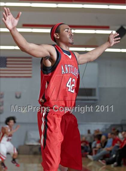 Thumbnail 2 in Antelope @ Cordova photogallery.