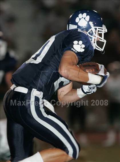 Thumbnail 3 in Loyola vs. De La Salle photogallery.