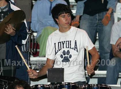 Thumbnail 3 in Loyola vs. De La Salle photogallery.