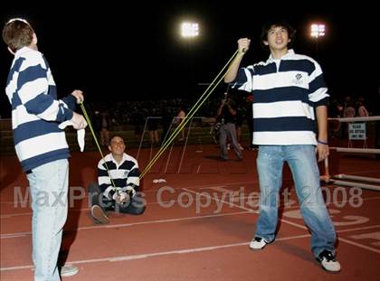 Thumbnail 2 in Loyola vs. De La Salle photogallery.