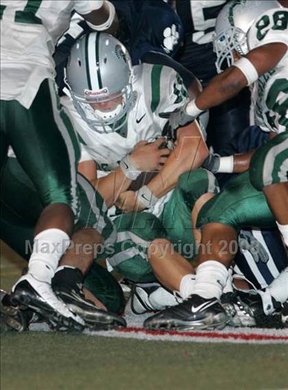 Thumbnail 3 in Loyola vs. De La Salle photogallery.