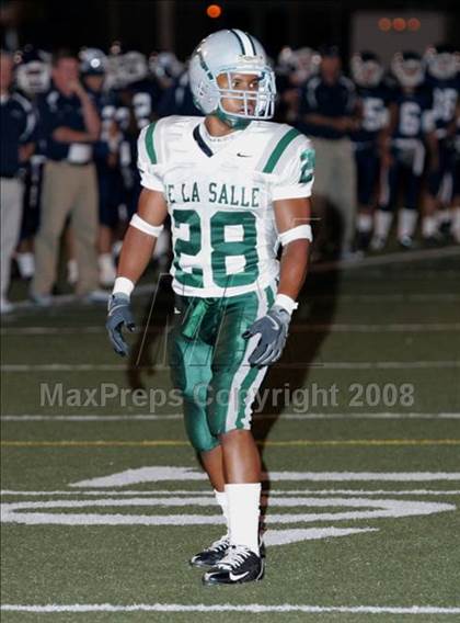Thumbnail 2 in Loyola vs. De La Salle photogallery.
