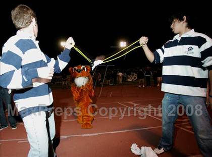 Thumbnail 2 in Loyola vs. De La Salle photogallery.