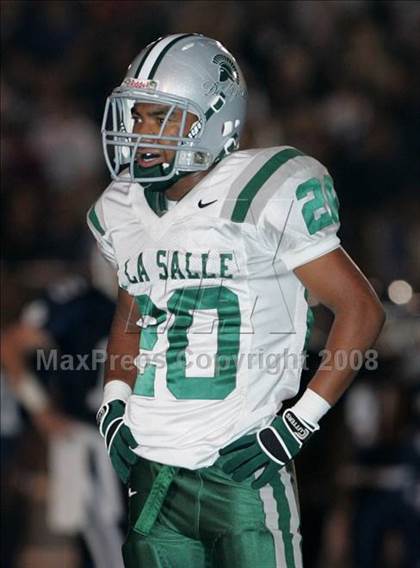 Thumbnail 2 in Loyola vs. De La Salle photogallery.