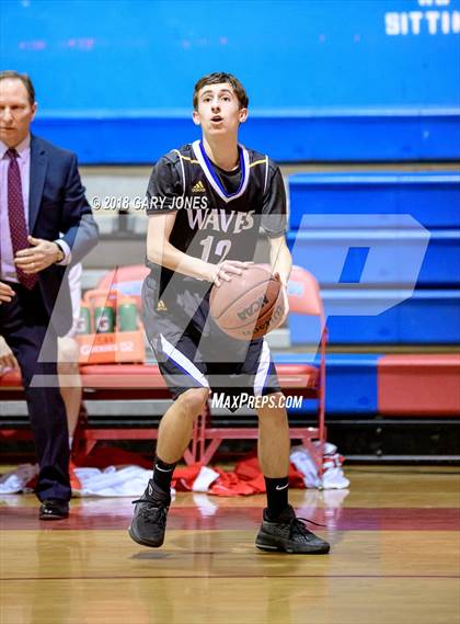 Thumbnail 1 in Sacramento Adventist vs. Sacramento Waldorf (CIF SJS D6 Semifinal) photogallery.