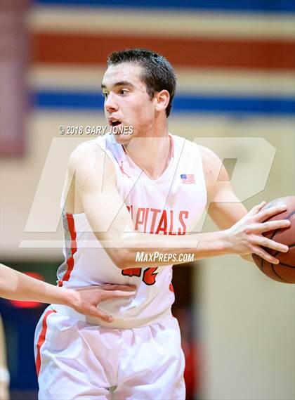 Thumbnail 3 in Sacramento Adventist vs. Sacramento Waldorf (CIF SJS D6 Semifinal) photogallery.