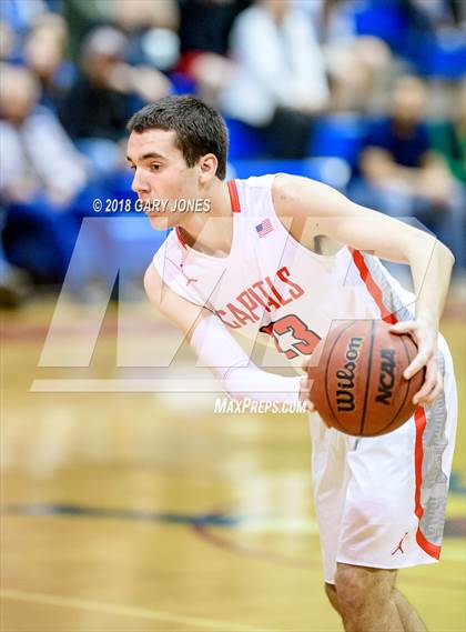 Thumbnail 3 in Sacramento Adventist vs. Sacramento Waldorf (CIF SJS D6 Semifinal) photogallery.
