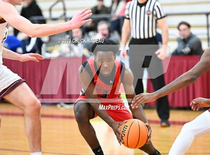 Thumbnail 2 in La Salle Academy vs. Tolman (RIIL State Elite 8) photogallery.