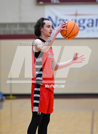 Thumbnail 2 in La Salle Academy vs. Tolman (RIIL State Elite 8) photogallery.