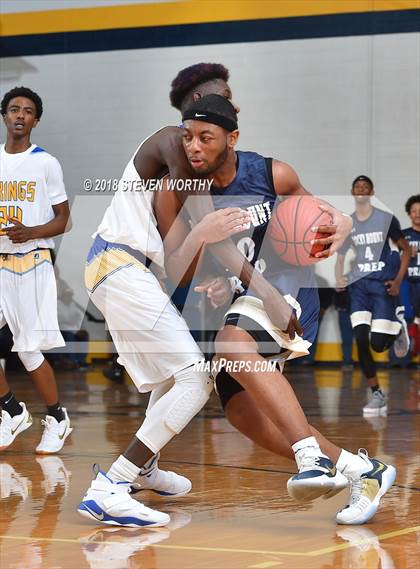 Thumbnail 3 in Plymouth vs. Rocky Mount Preparatory (News Herald Holiday Classic) photogallery.