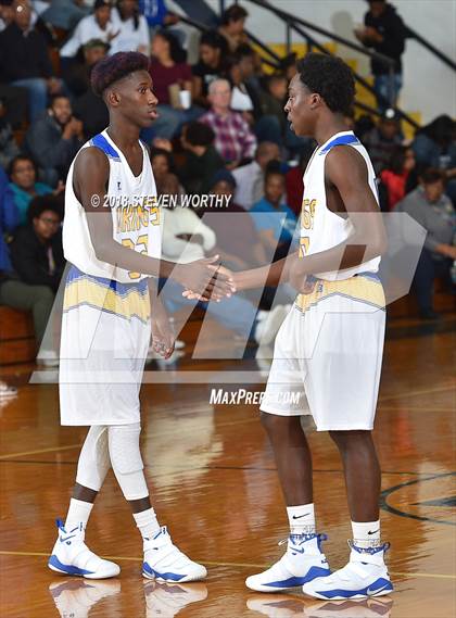 Thumbnail 3 in Plymouth vs. Rocky Mount Preparatory (News Herald Holiday Classic) photogallery.