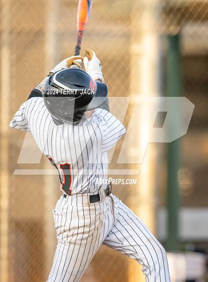 Thumbnail 2 in Orange @ Segerstrom photogallery.