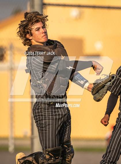 Thumbnail 3 in Orange @ Segerstrom photogallery.