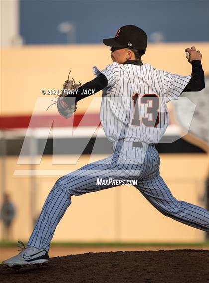 Thumbnail 1 in Orange @ Segerstrom photogallery.