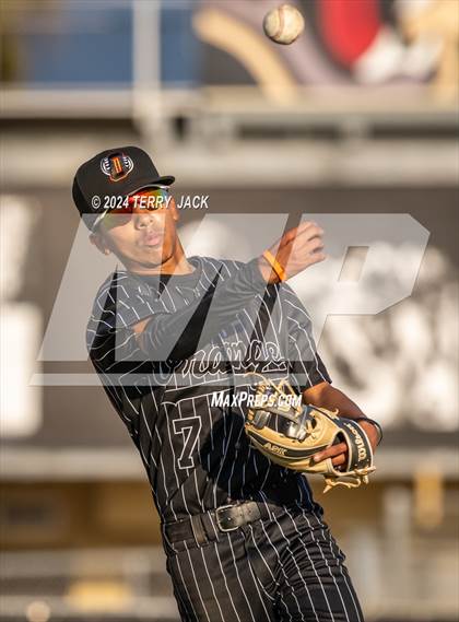 Thumbnail 3 in Orange @ Segerstrom photogallery.