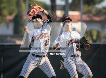Thumbnail 2 in Orange @ Segerstrom photogallery.