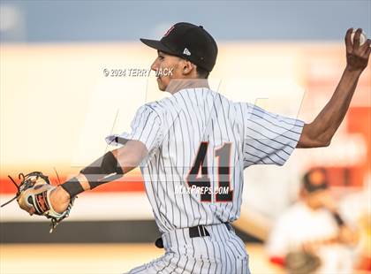 Thumbnail 3 in Orange @ Segerstrom photogallery.