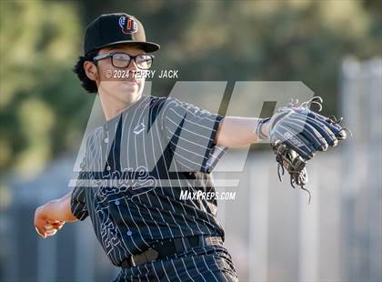 Thumbnail 2 in Orange @ Segerstrom photogallery.
