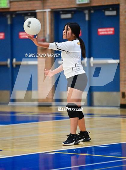 Thumbnail 1 in Golden vs Wheat Ridge photogallery.