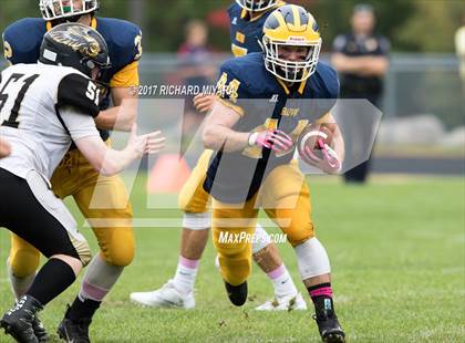 Thumbnail 2 in Kennett @ Bow photogallery.