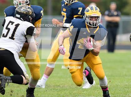 Thumbnail 3 in Kennett @ Bow photogallery.