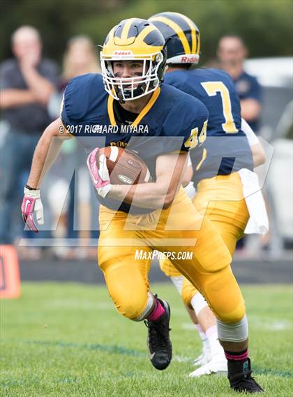 Thumbnail 1 in Kennett @ Bow photogallery.