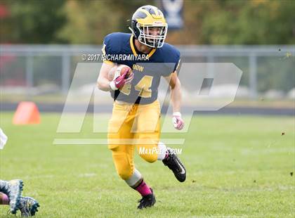 Thumbnail 3 in Kennett @ Bow photogallery.