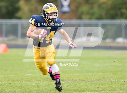 Thumbnail 1 in Kennett @ Bow photogallery.