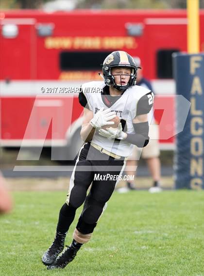 Thumbnail 3 in Kennett @ Bow photogallery.