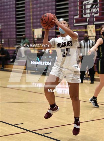 Thumbnail 2 in Basha @ Hamilton photogallery.