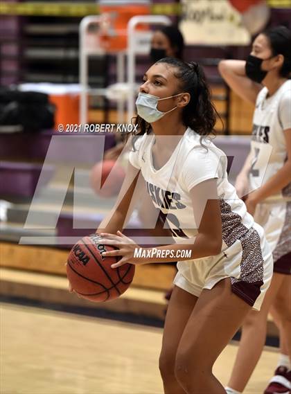 Thumbnail 2 in Basha @ Hamilton photogallery.