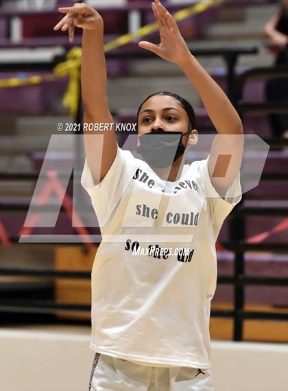 Thumbnail 1 in Basha @ Hamilton photogallery.