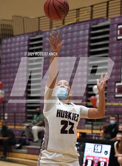Thumbnail 3 in Basha @ Hamilton photogallery.