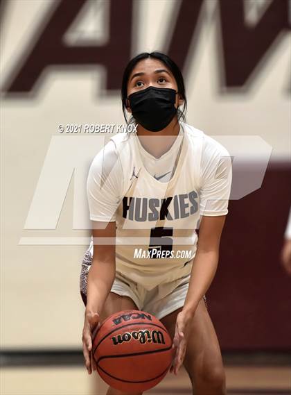 Thumbnail 3 in Basha @ Hamilton photogallery.