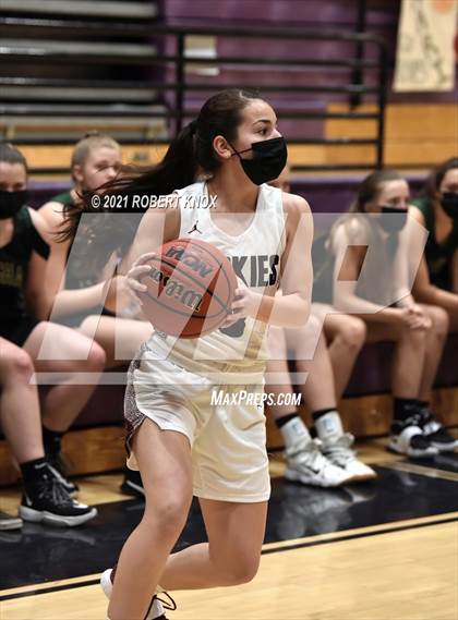 Thumbnail 2 in Basha @ Hamilton photogallery.