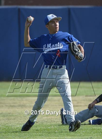 Thumbnail 3 in El Monte @ Gabrielino photogallery.