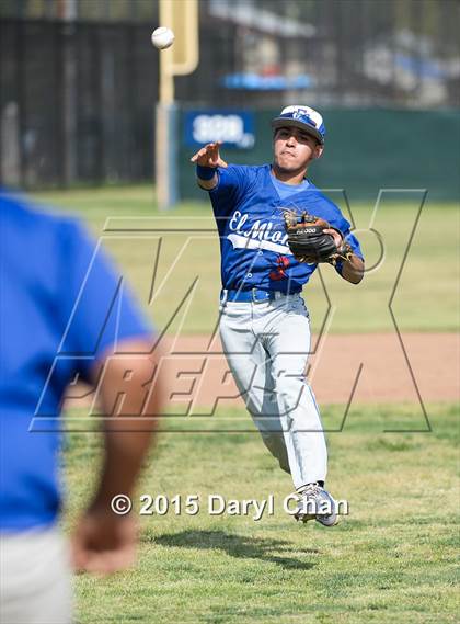 Thumbnail 3 in El Monte @ Gabrielino photogallery.