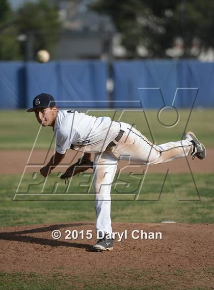 Thumbnail 1 in El Monte @ Gabrielino photogallery.