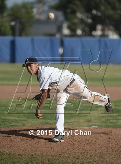 Thumbnail 1 in El Monte @ Gabrielino photogallery.