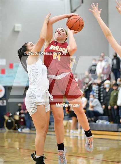 Thumbnail 1 in Winlock vs Napavine (WIAA 2B District Playoff) photogallery.