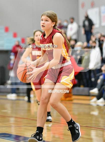 Thumbnail 2 in Winlock vs Napavine (WIAA 2B District Playoff) photogallery.