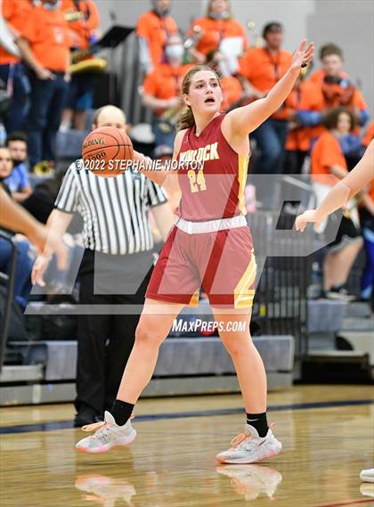 Thumbnail 1 in Winlock vs Napavine (WIAA 2B District Playoff) photogallery.
