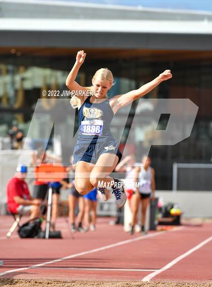 Thumbnail 1 in UIL 1A State Championship photogallery.