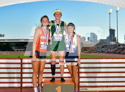 Thumbnail 3 in UIL 1A State Championship photogallery.