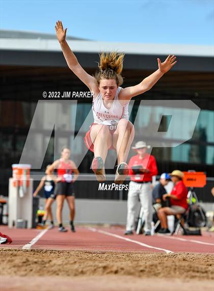 Thumbnail 1 in UIL 1A State Championship photogallery.