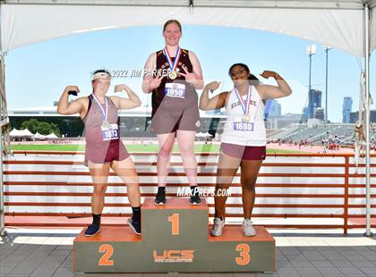 Thumbnail 1 in UIL 1A State Championship photogallery.