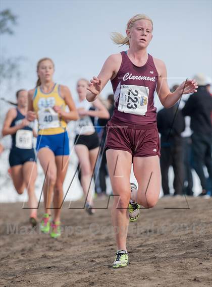 Thumbnail 2 in CIF SS Cross Country Championships (Girls D2) photogallery.