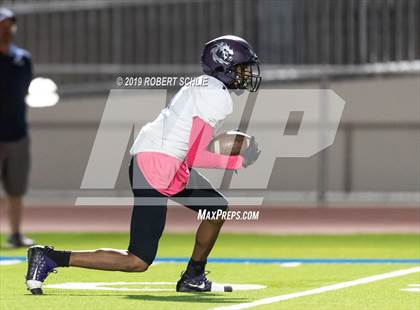 Thumbnail 3 in Sacramento @ Vista del Lago photogallery.