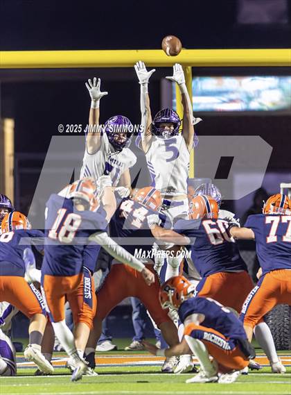 Thumbnail 3 in Breese Central @ Rochester (IHSA 4A Quarterfinal) photogallery.