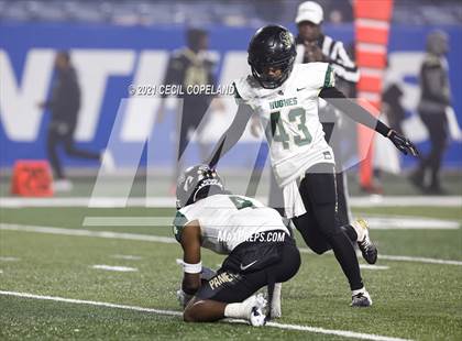 Thumbnail 3 in Buford vs. Langston Hughes (GHSA 6A Championship) photogallery.